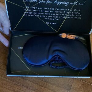 Nextra Luxury Sleep Silky Mask & ear plugs